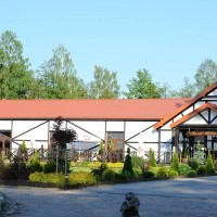 Hotel na Mazurach willa pokoje apartamenty wypoczynek nad jeziorem Polska